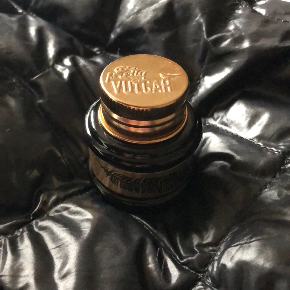 Pretty Vulgar gel eyeliner